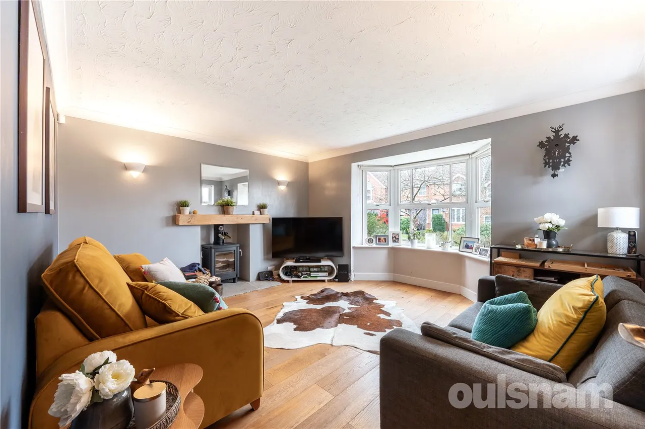 Defford Close, Webheath, Worcestershire, B97 5WR, photo 2