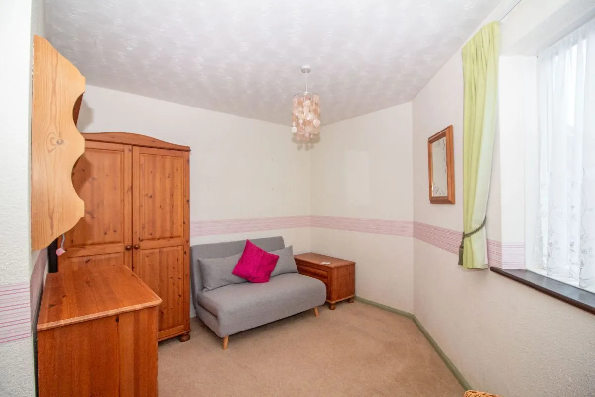 39 Stakes Road, Purbrook, PO7 5XT, photo 12