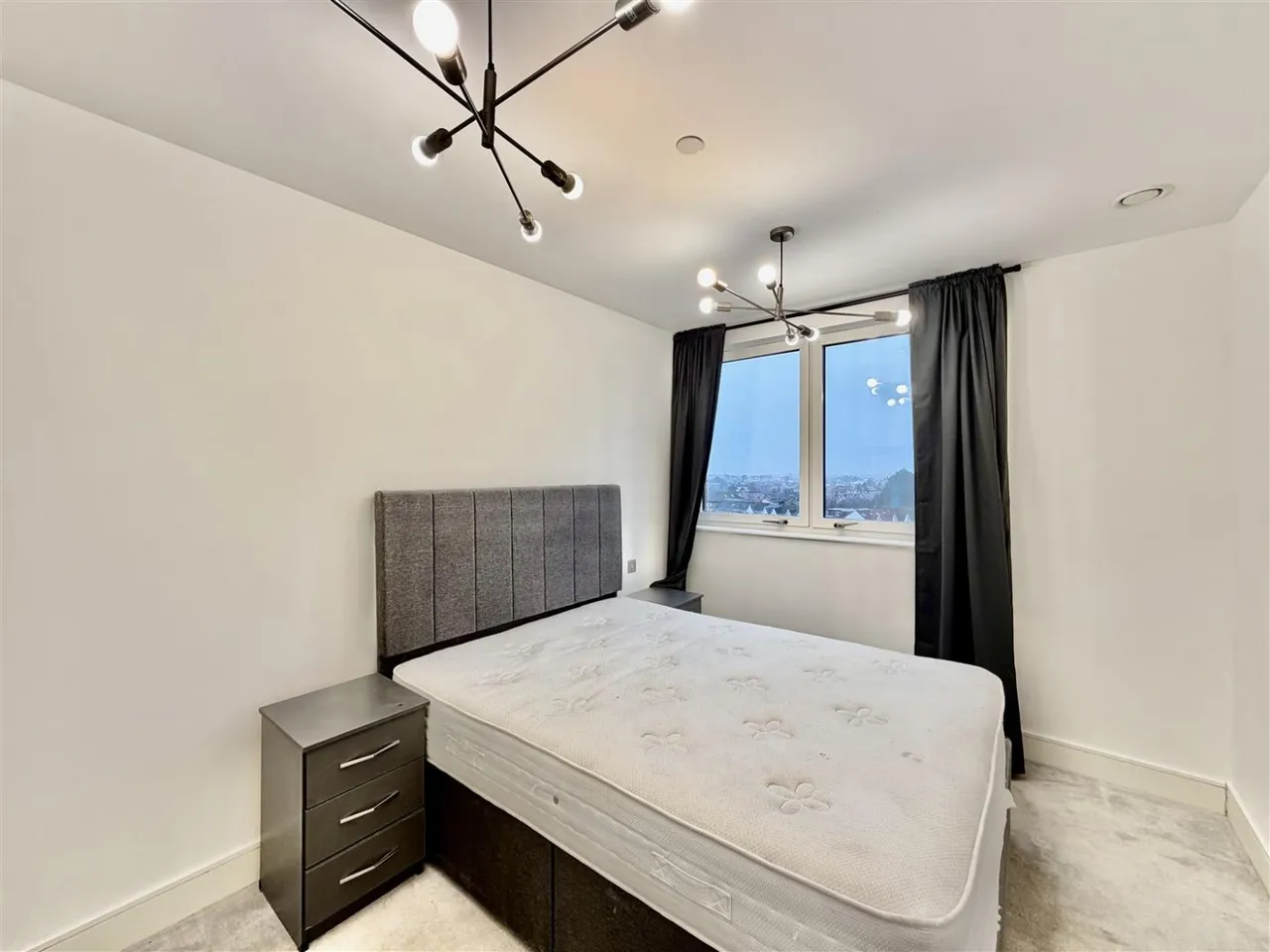 Healum Avenue, Southall, UB2, photo 6