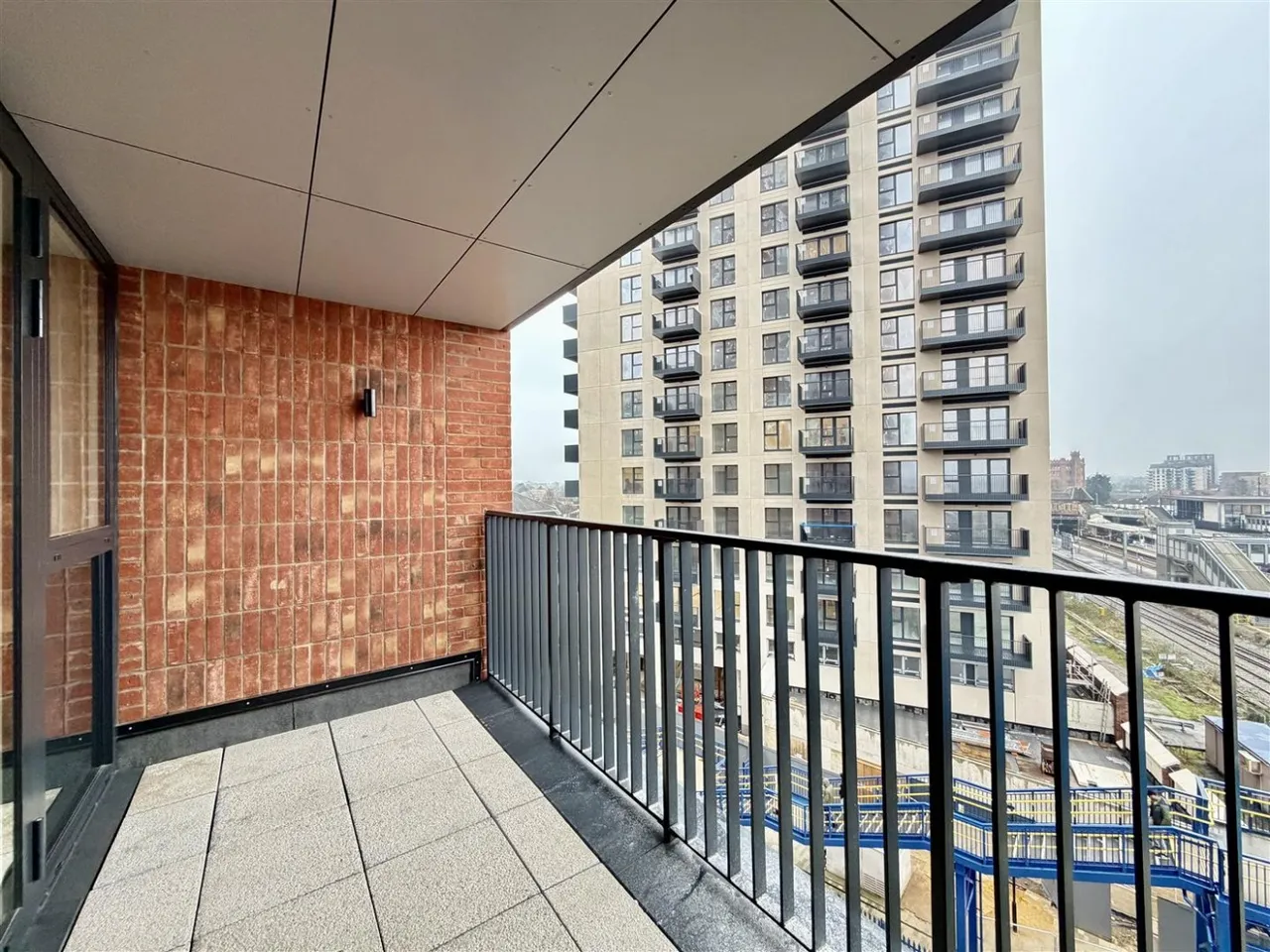 Healum Avenue, Southall, UB2, photo 5