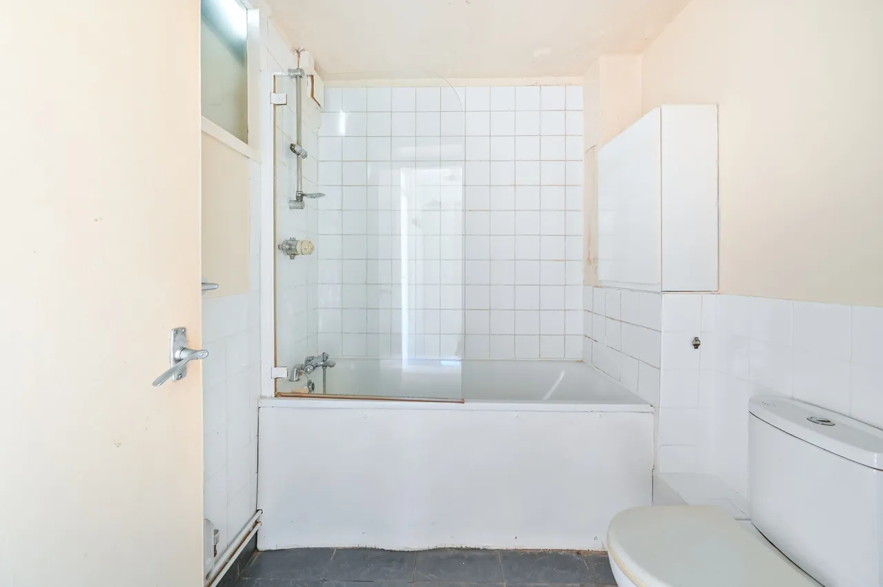 London, SE25, photo 11