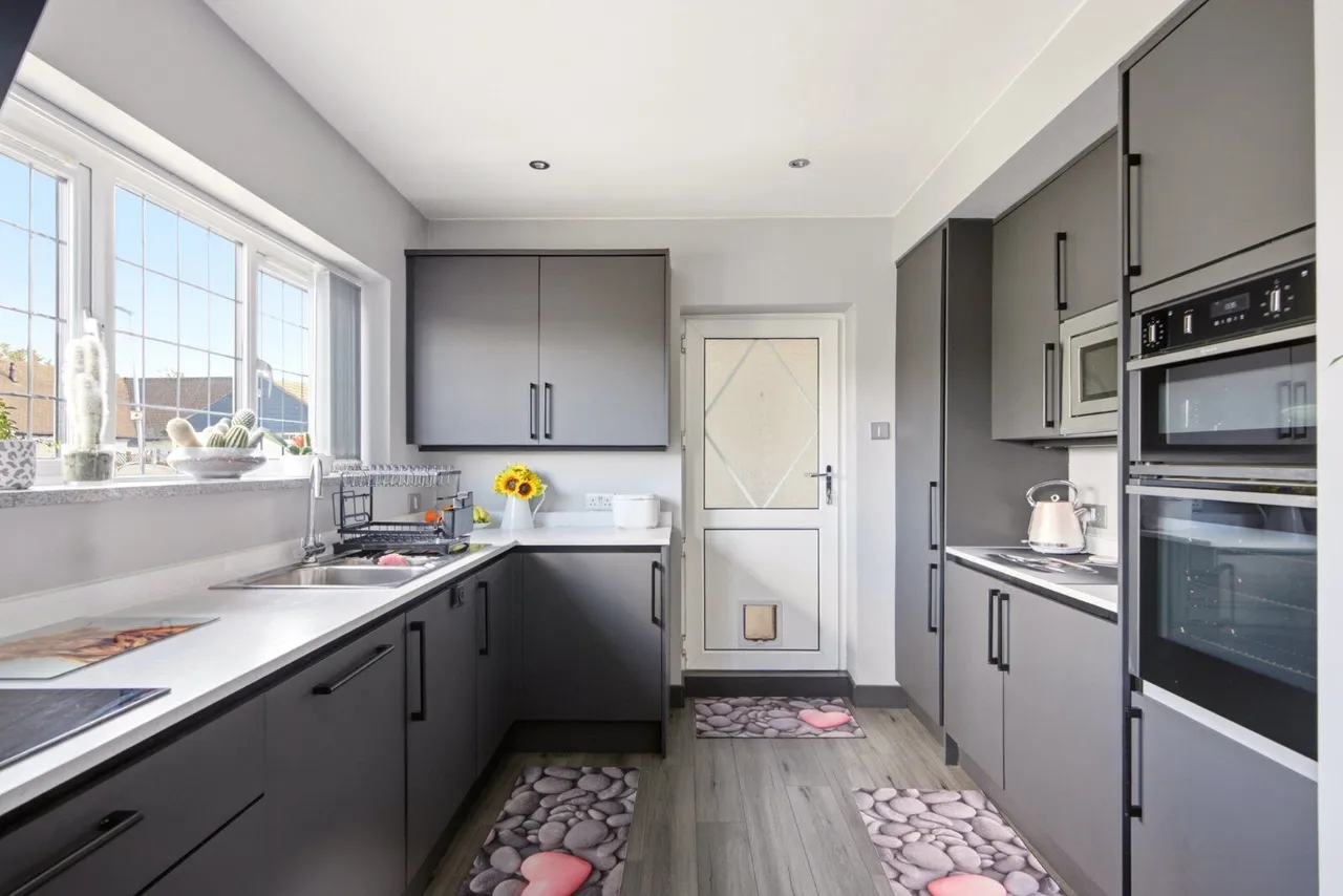 Tile Kiln Close, Hemel Hempstead, HP3, photo 6
