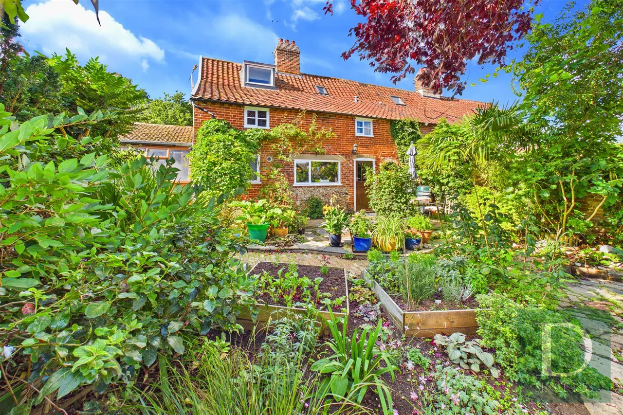 The Street, Wenhaston, IP19, photo 27