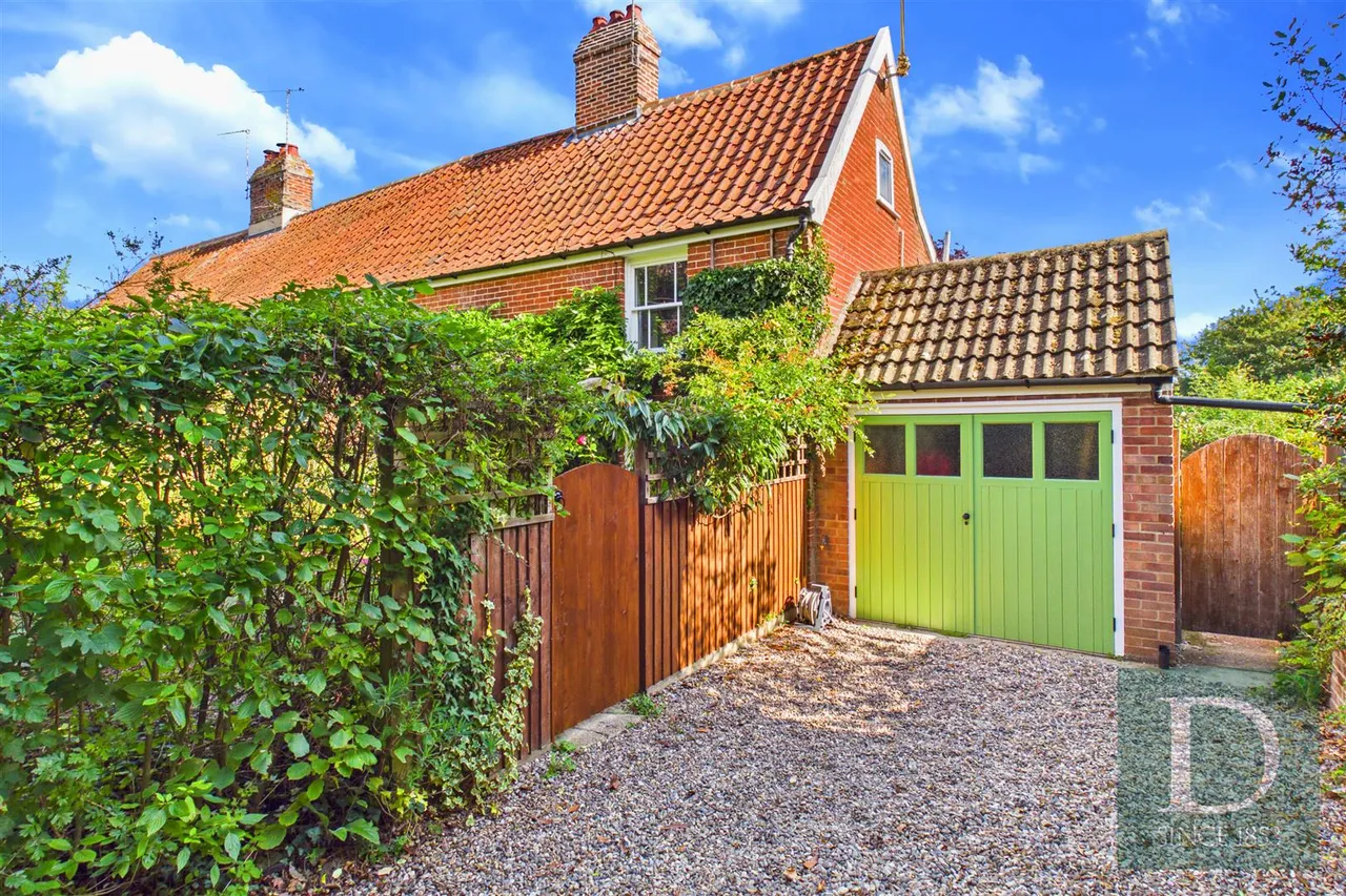 The Street, Wenhaston, IP19, photo 26