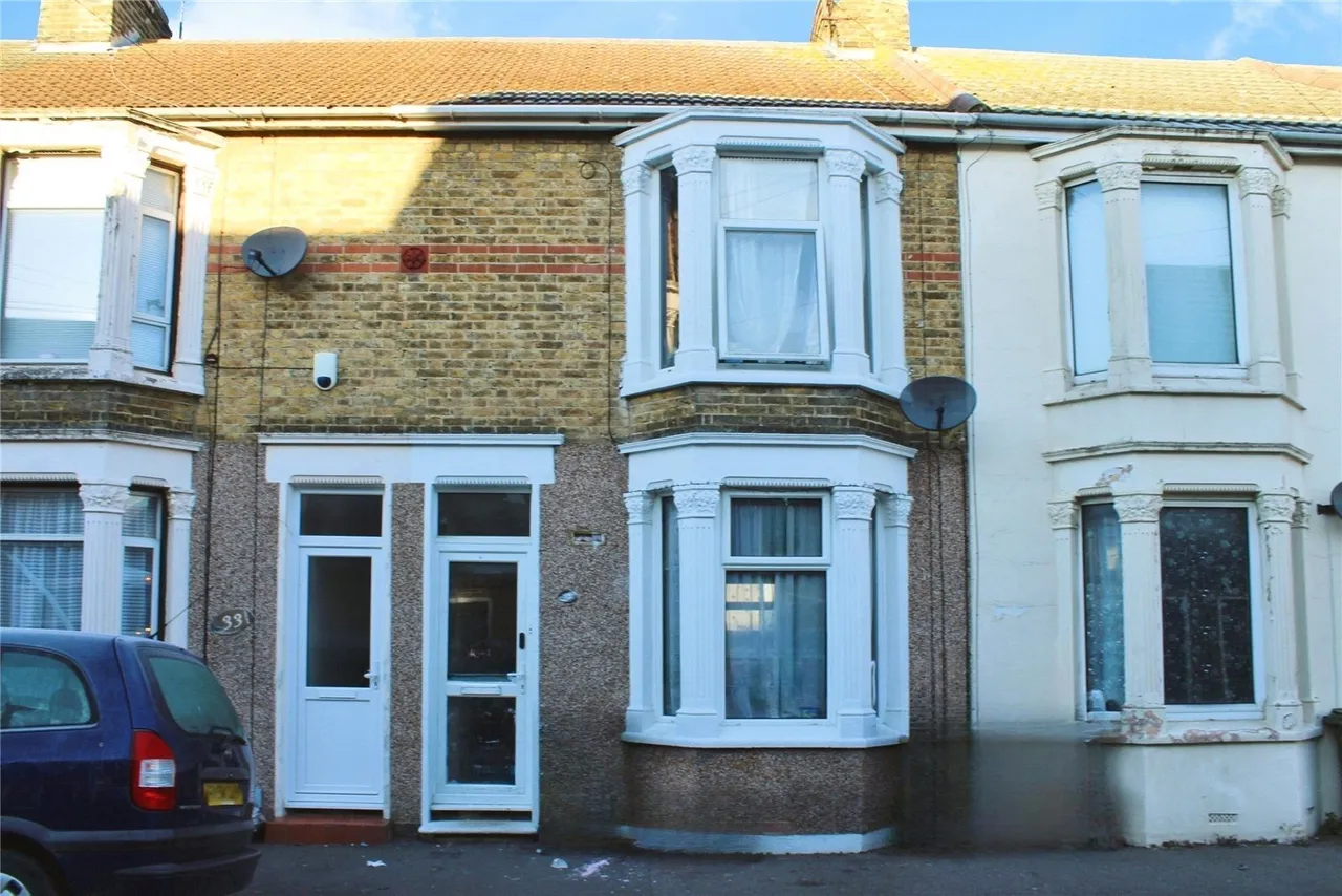 3 bed house for sale, Wellesley Road, Sheerness, ME12