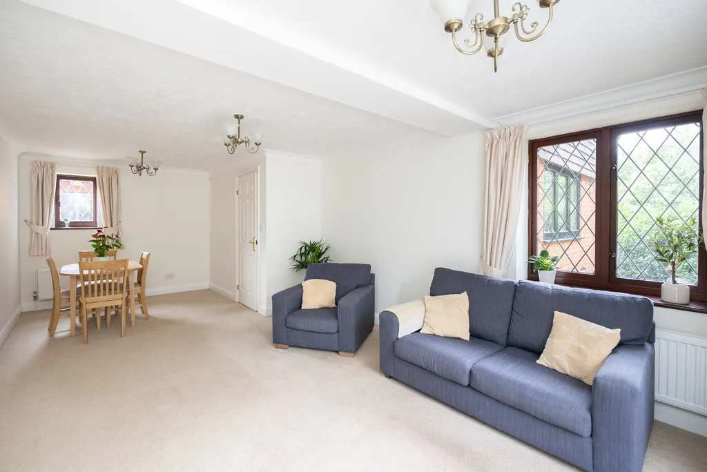 Harrowlands Park, Dorking, RH4, photo 4