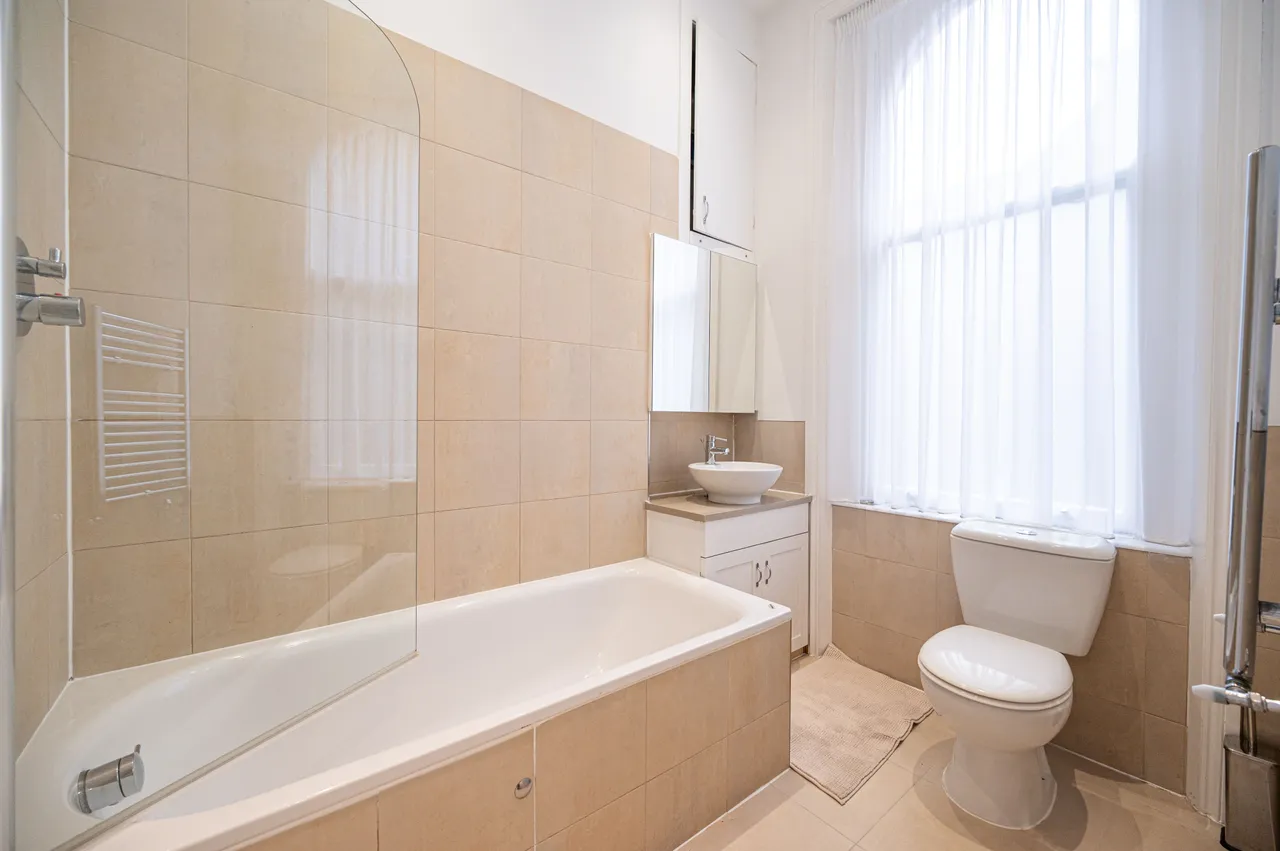 London, NW3, photo 10