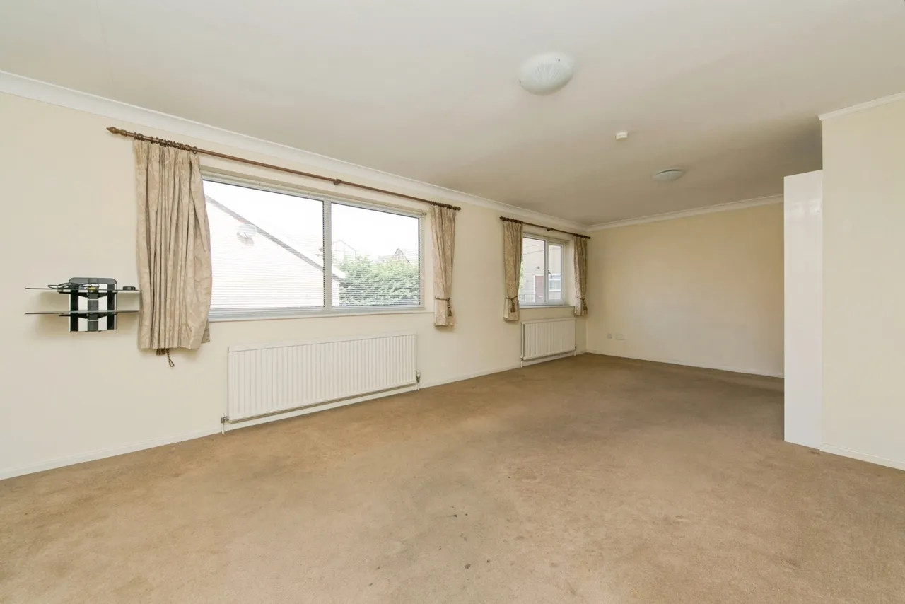 Mostyn Road, Colwyn Bay, LL29, photo 4