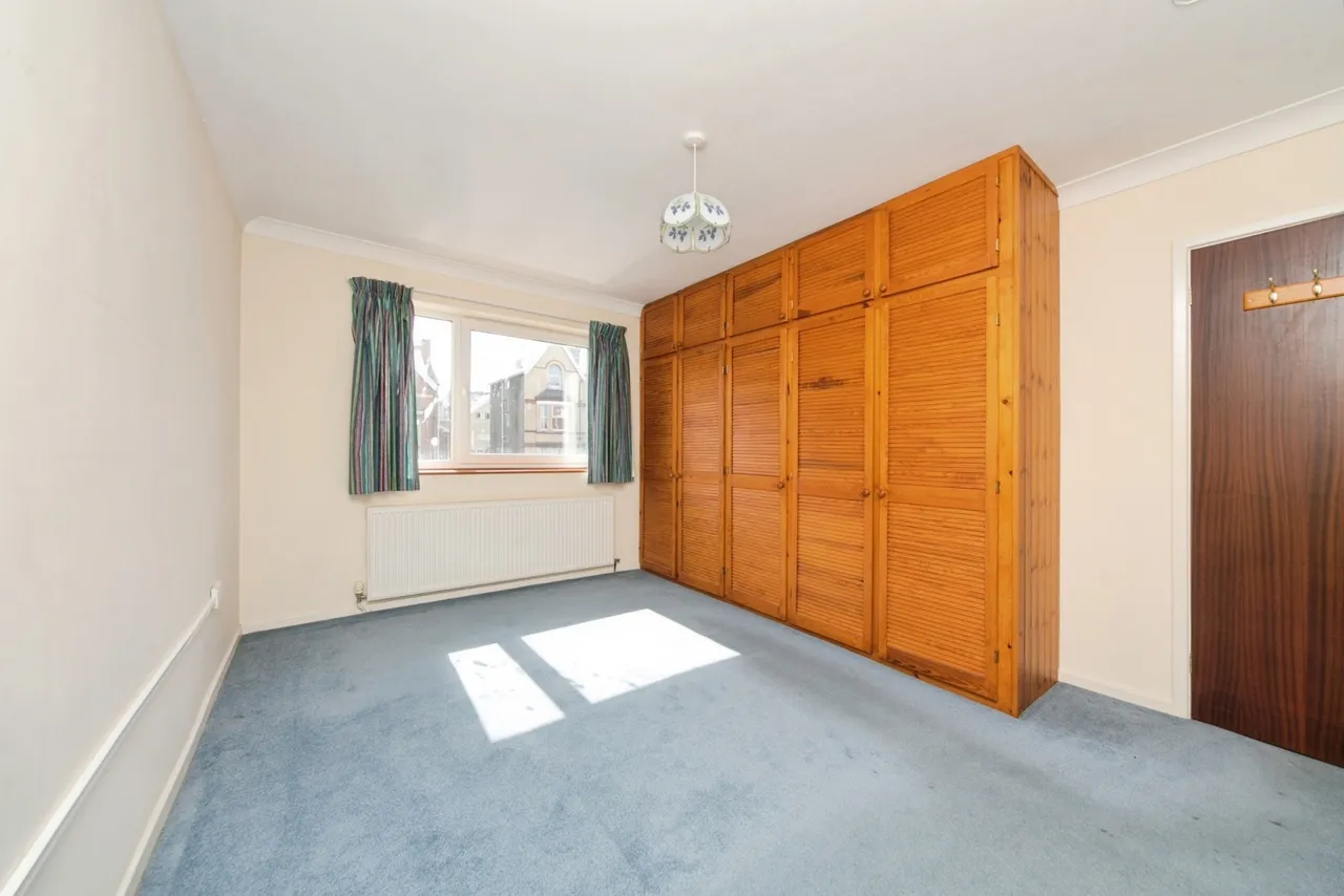 Mostyn Road, Colwyn Bay, LL29, photo 7