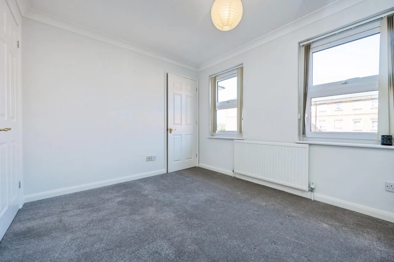 Ashburnham Road, Bedford, MK40, photo 19