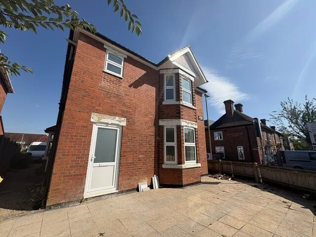1 bed flat to rent, Leigh Road, Eastleigh, SO50