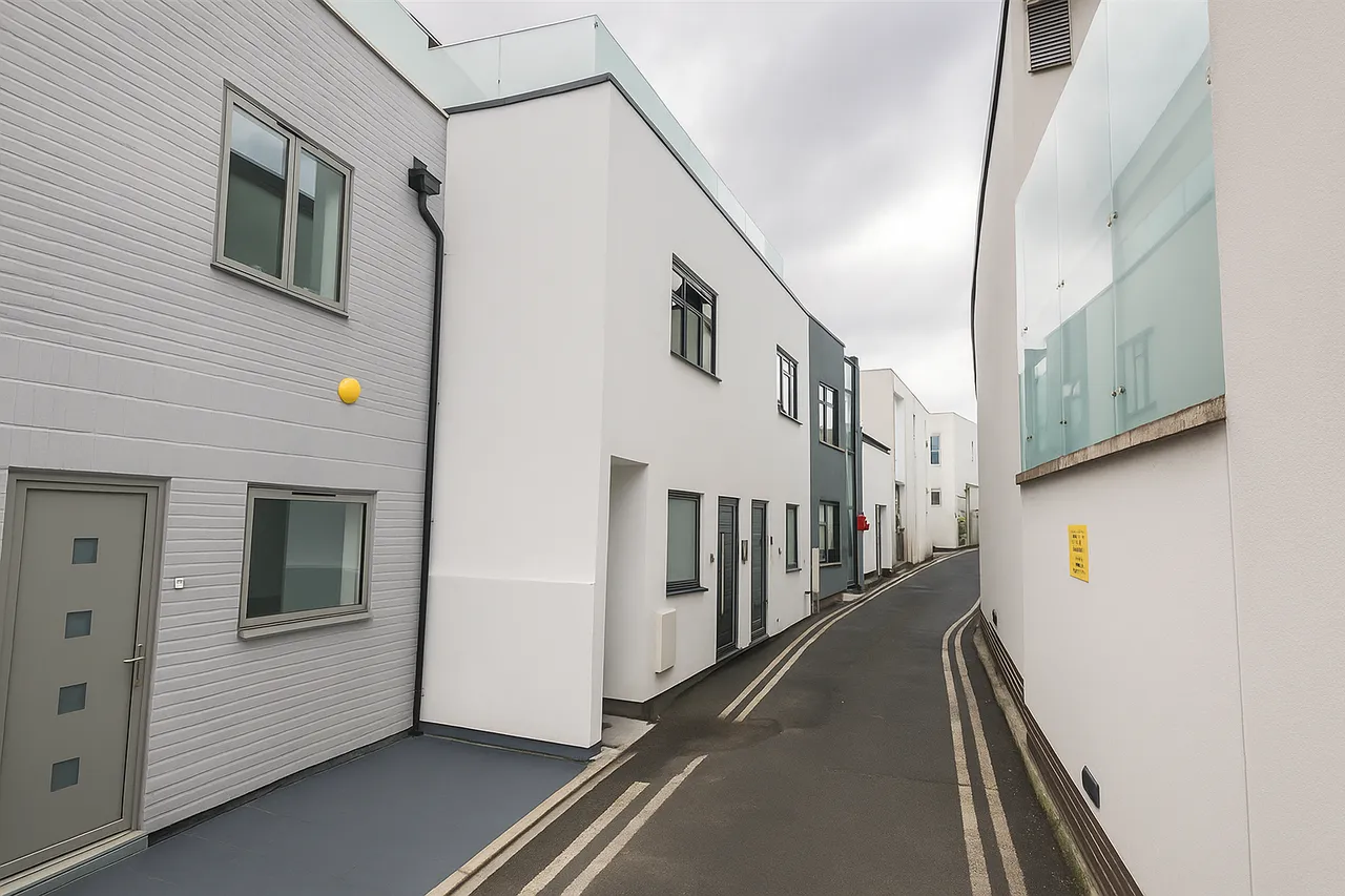 Rose Joan Mews, London, NW6, photo 18