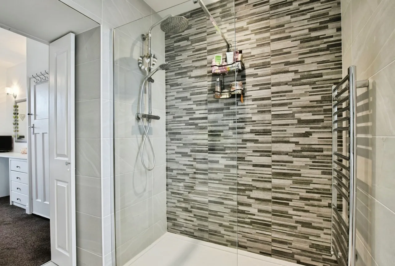 Stanley Drive, Timperley, Altrincham, WA15, photo 9