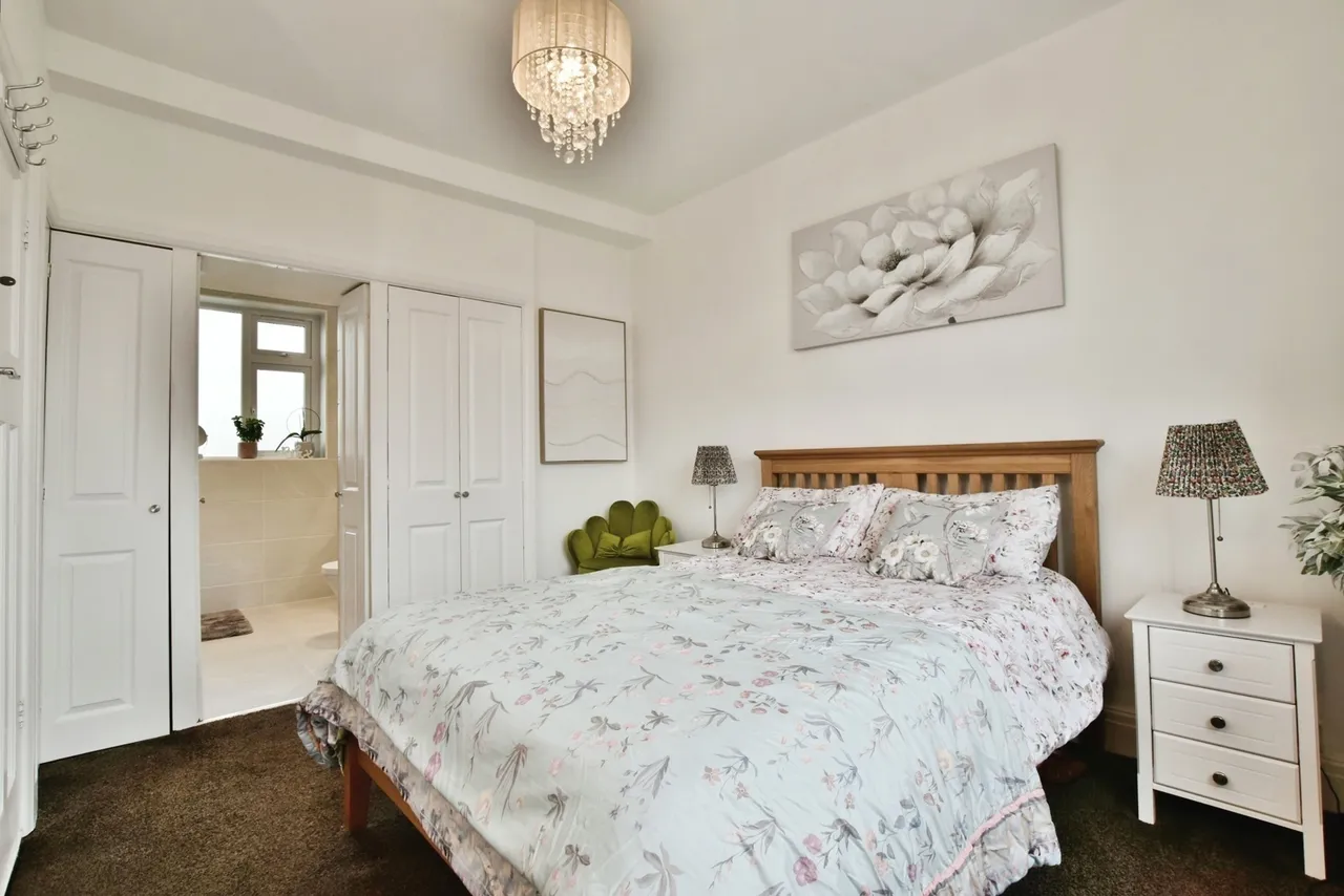 Stanley Drive, Timperley, Altrincham, WA15, photo 15