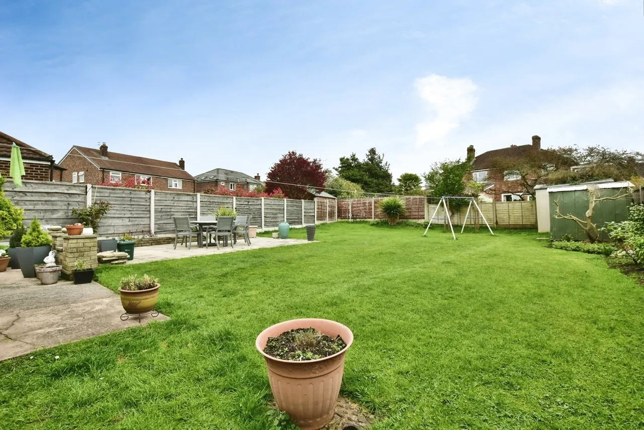 Stanley Drive, Timperley, Altrincham, WA15, photo 16