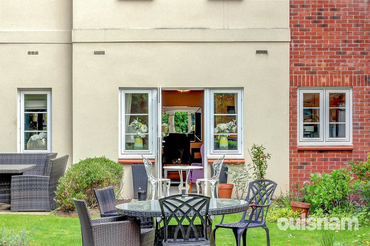 Oak Tree Lane, Bournville, Birmingham, West Midlands, B30 1UB, photo 11