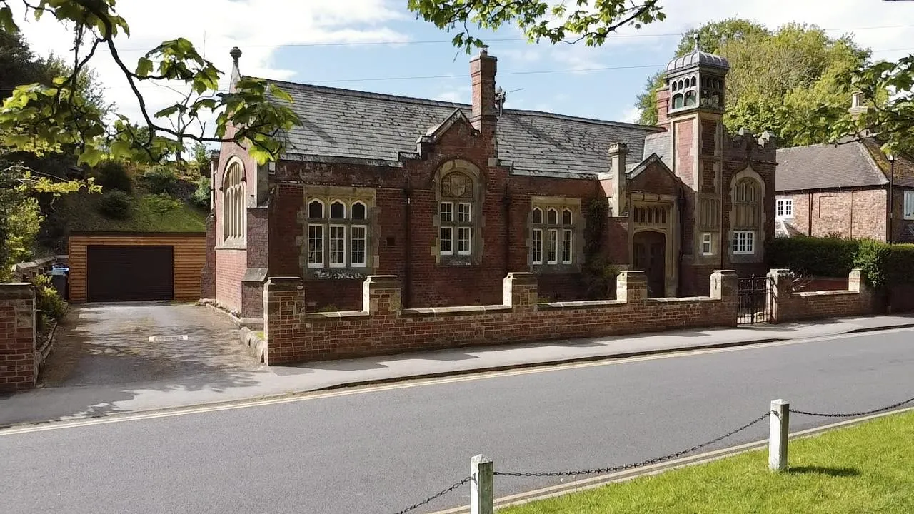 The Old Grammar School, Wycar, photo 30