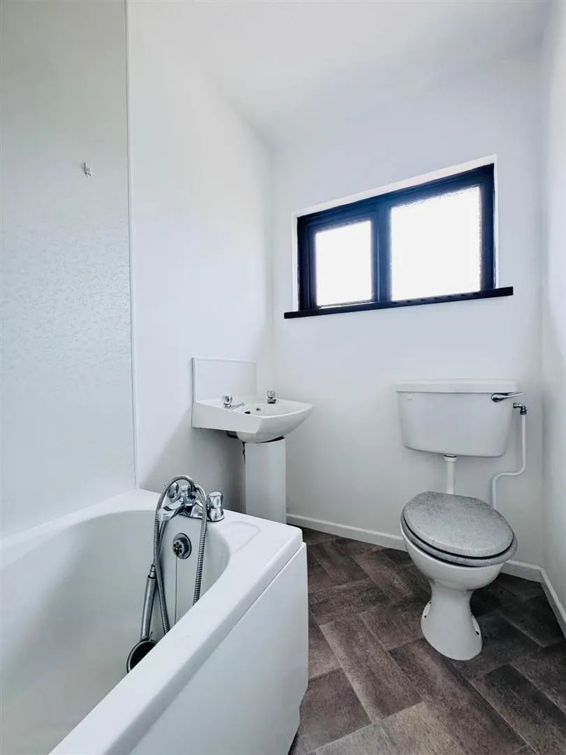 Carmeen Drive, Rathcoole, BT37, photo 10