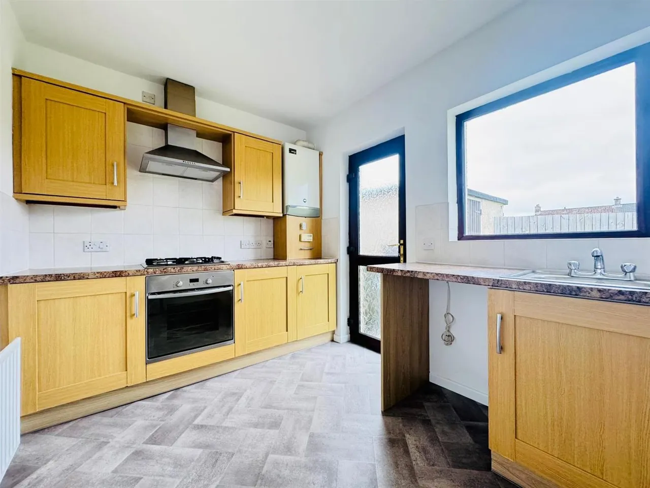 Carmeen Drive, Rathcoole, BT37, photo 4