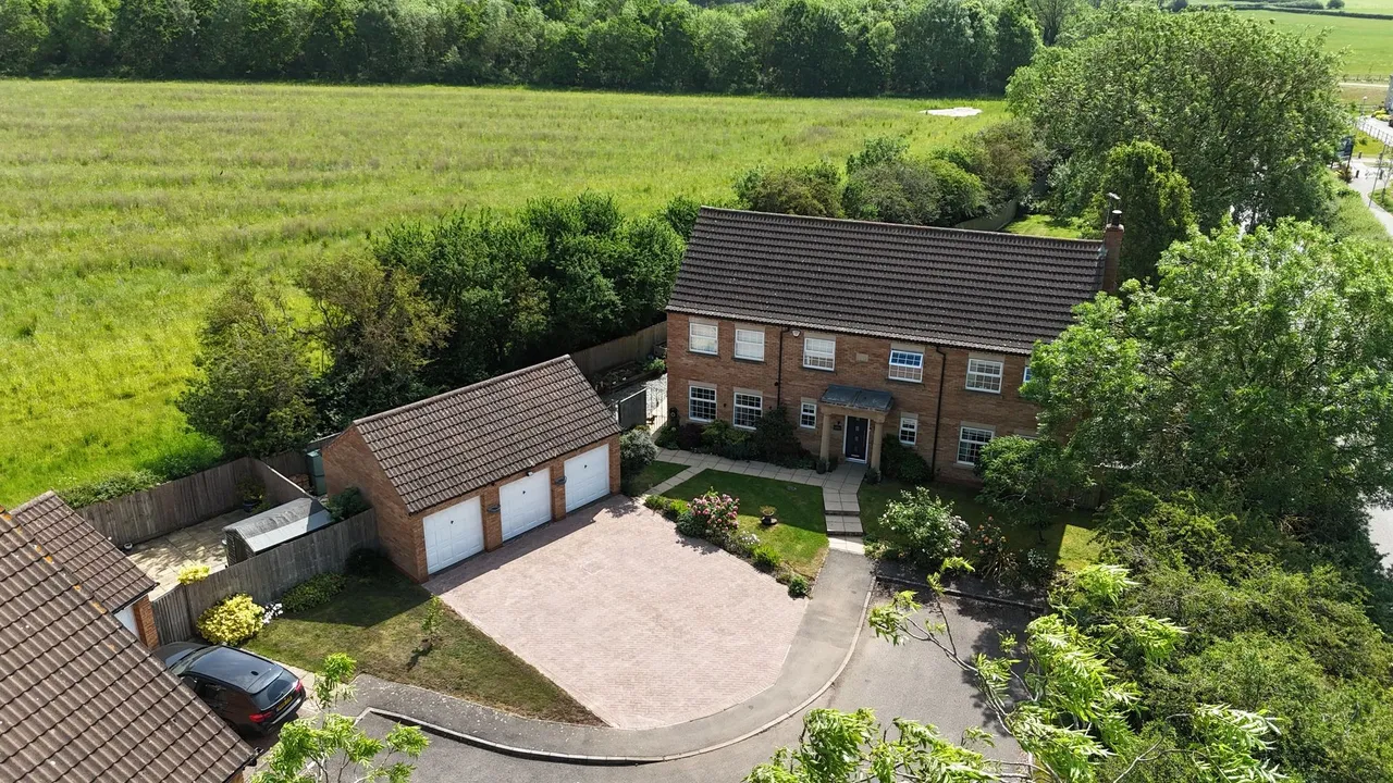 Barn Owl Close, Corby Glen, NG33, photo 22