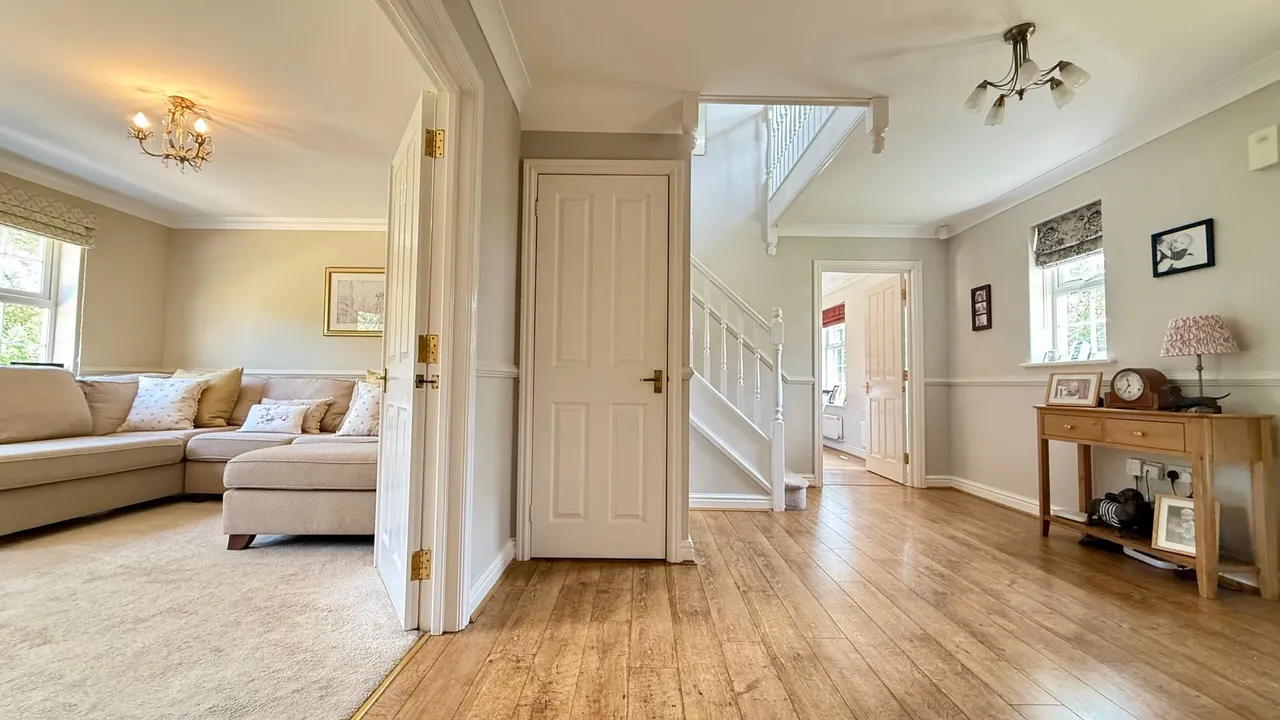 Barn Owl Close, Corby Glen, NG33, photo 7