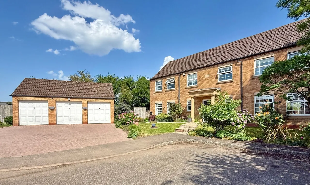 Barn Owl Close, Corby Glen, NG33, photo 23