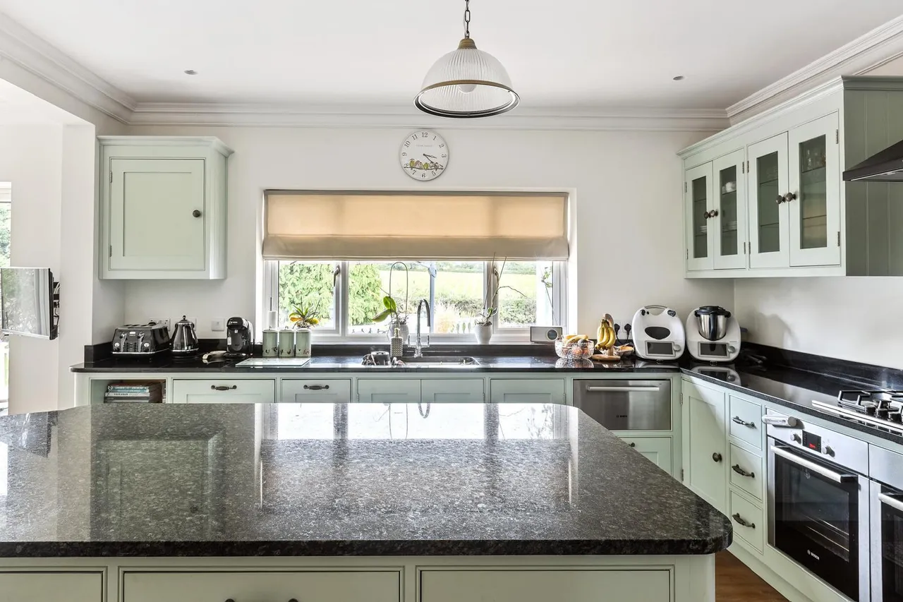 Fryern Road, Pulborough, RH20, photo 5