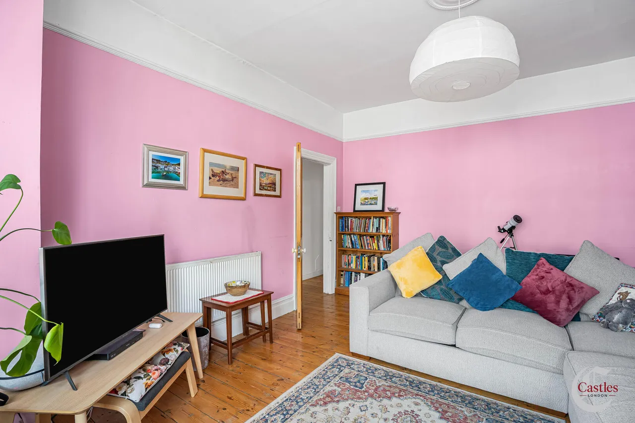 Barrington Road, N8, photo 10