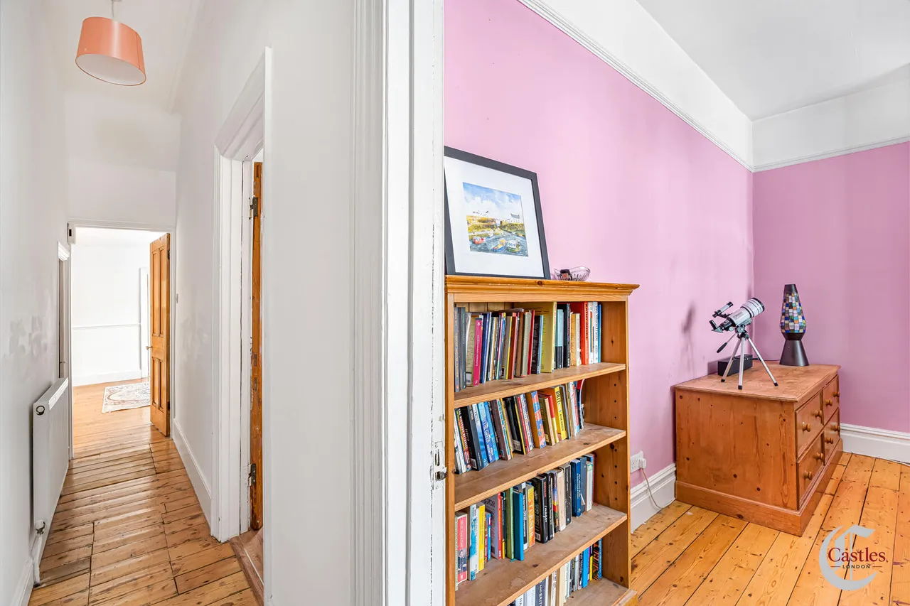 Barrington Road, N8, photo 5