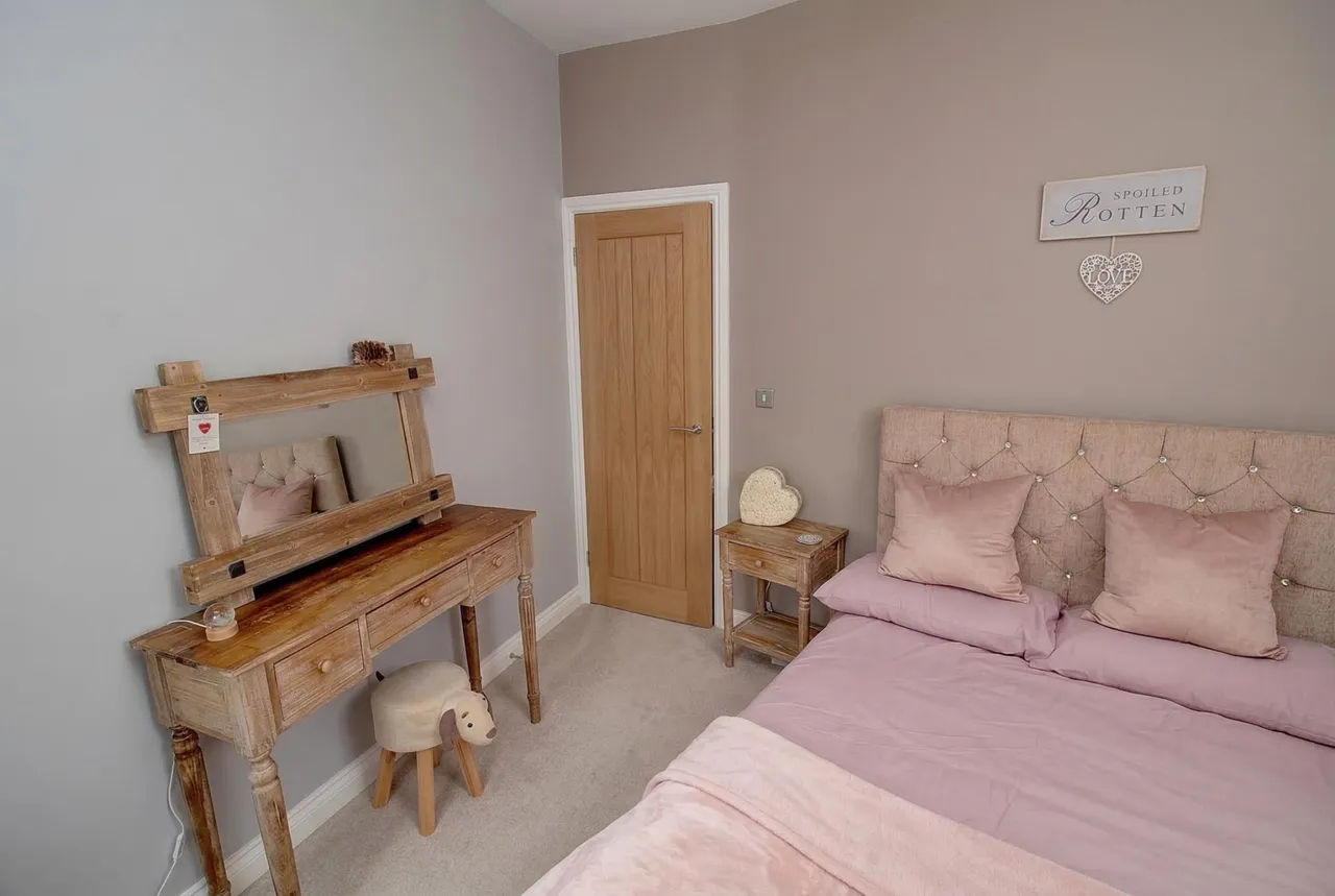 The Green, Croft, LE9, photo 11