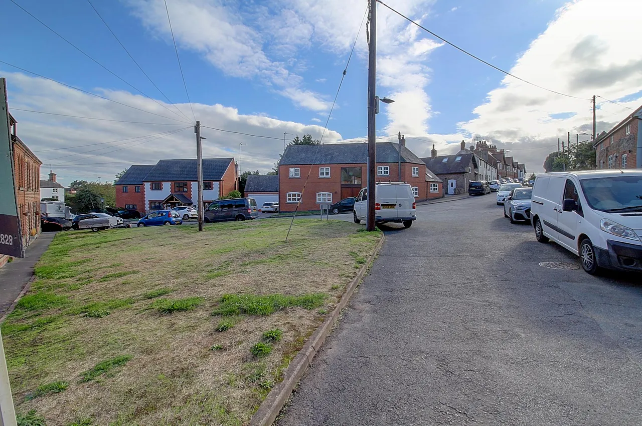 The Green, Croft, LE9, photo 21