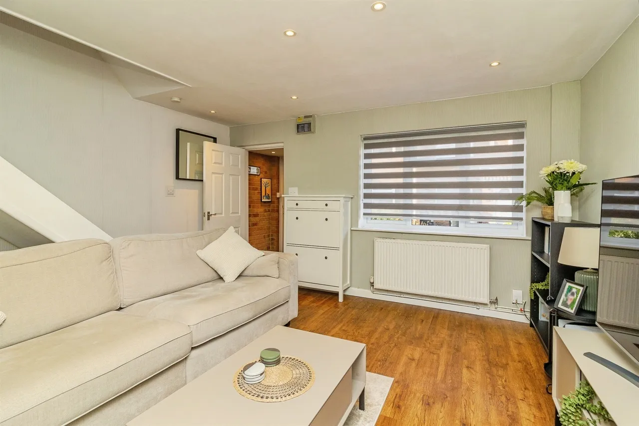 Carina Drive, Leighton Buzzard, LU7, photo 3