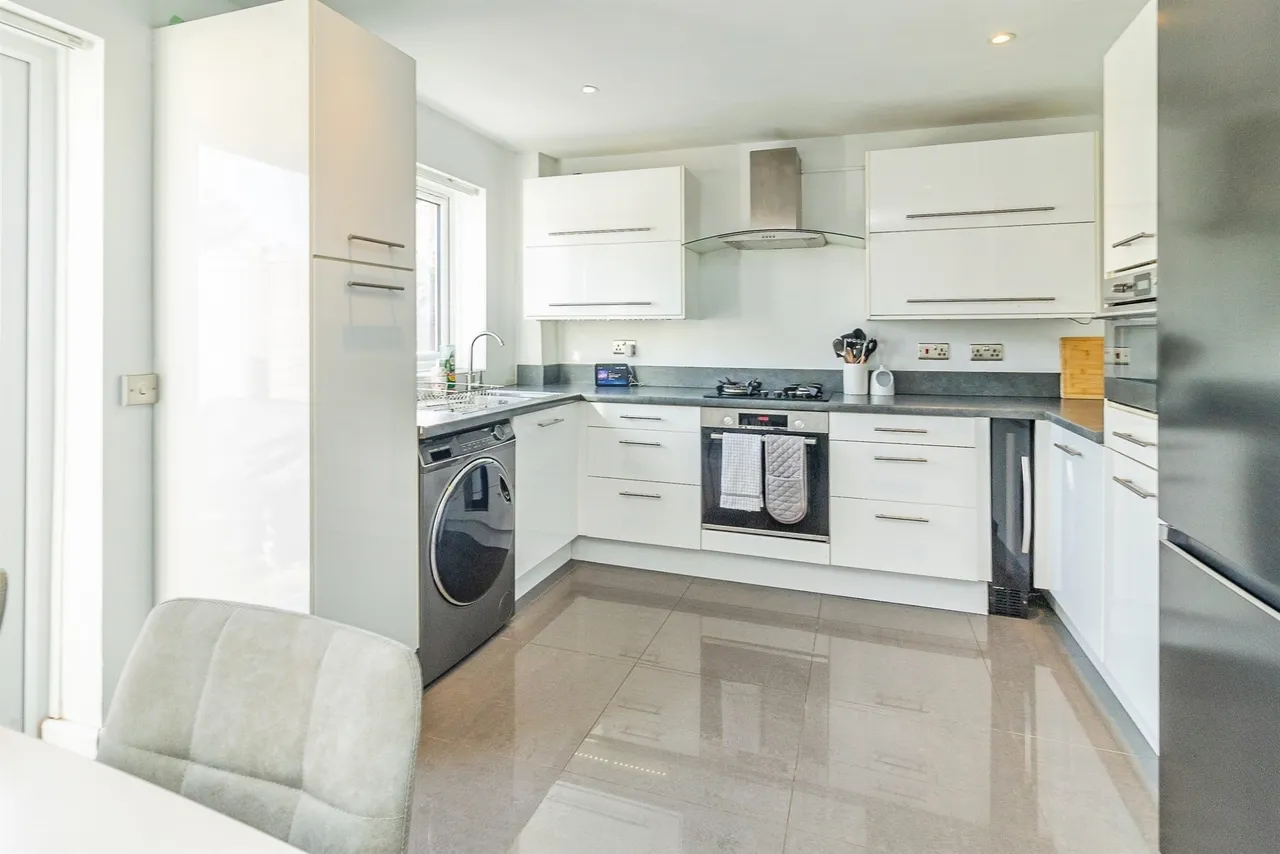 Carina Drive, Leighton Buzzard, LU7, photo 5
