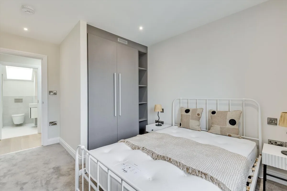 Purley Avenue, London, NW2, photo 12