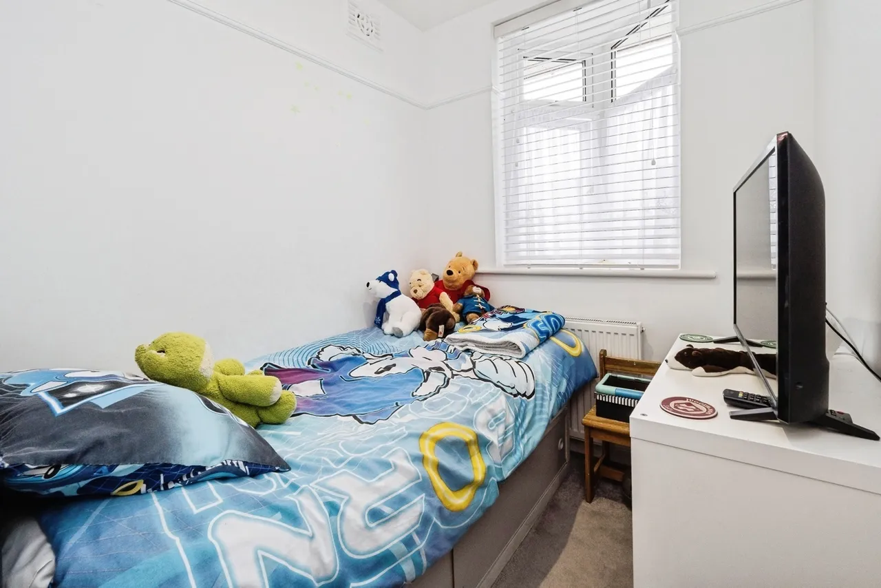 Auriel Avenue, Dagenham, RM10, photo 17