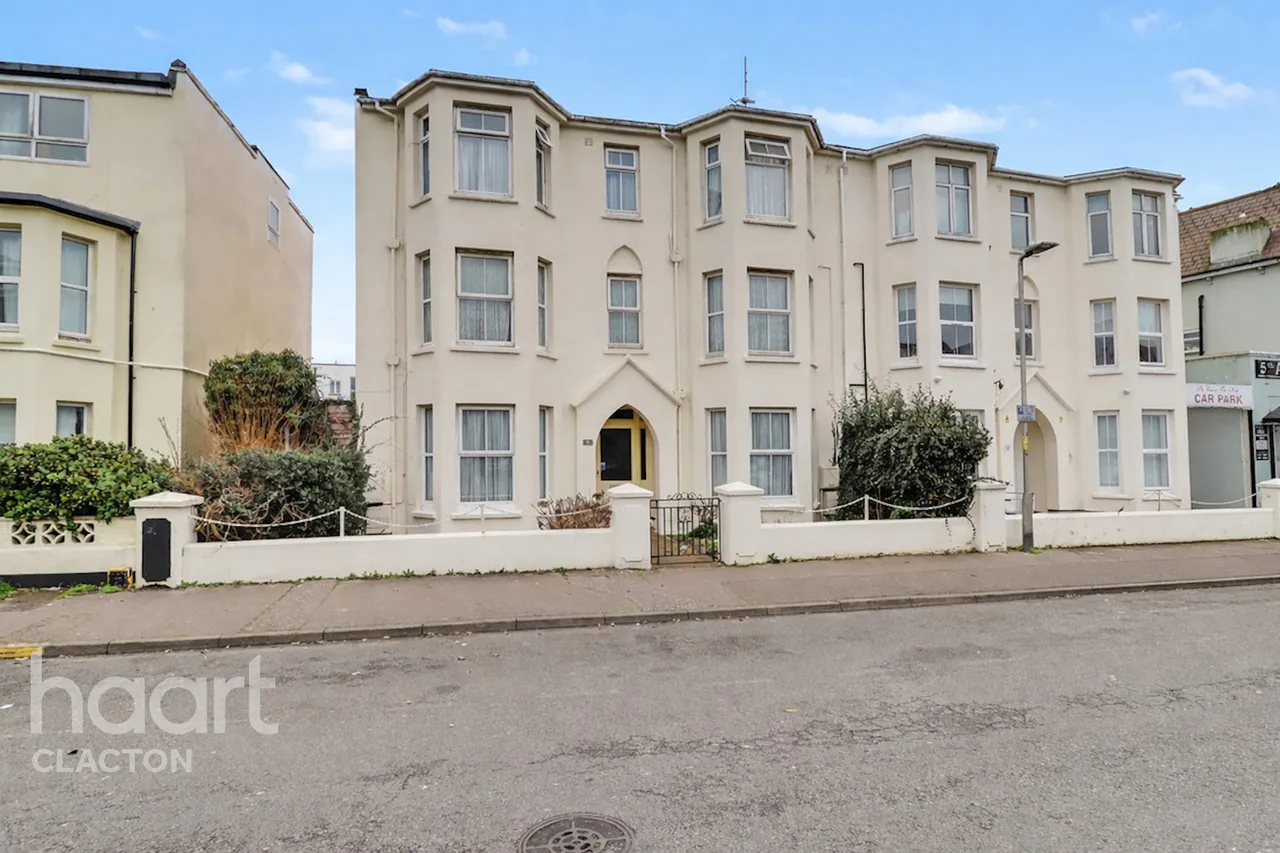 8 bed house for sale, Orwell Road, Clacton-On-Sea, CO15
