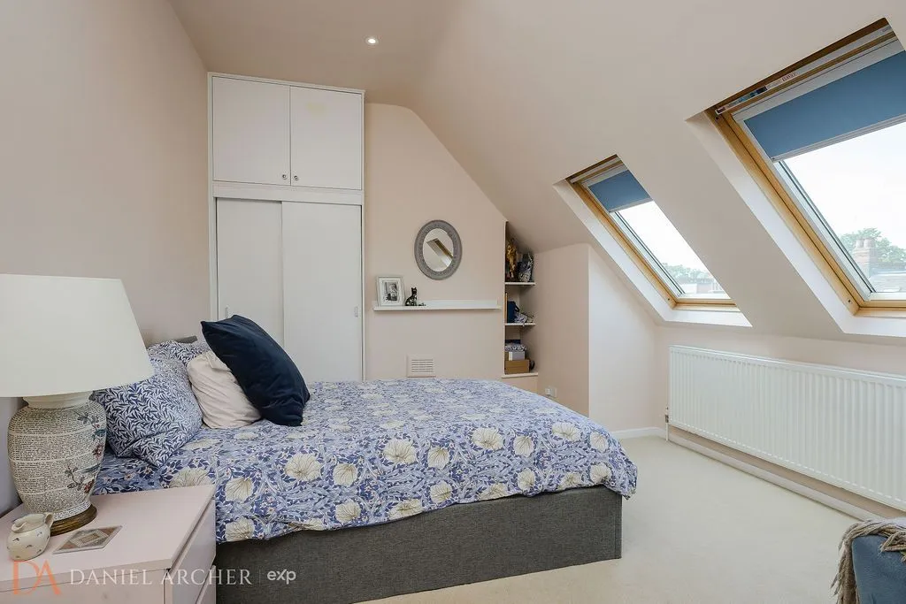 Laurel Road, West Wimbledon, SW20, photo 19
