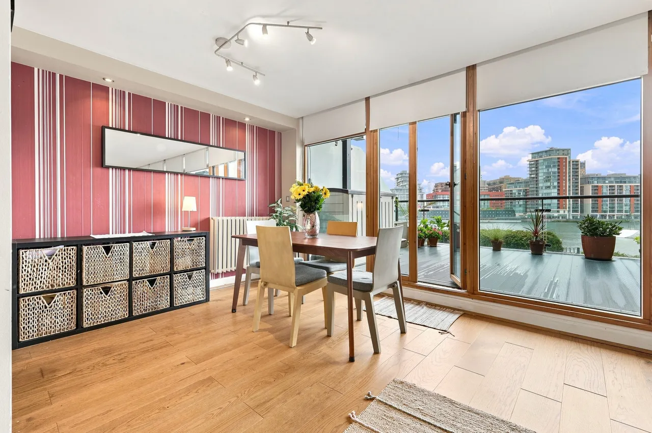 Western Beach Apartments, London, E16, photo 6