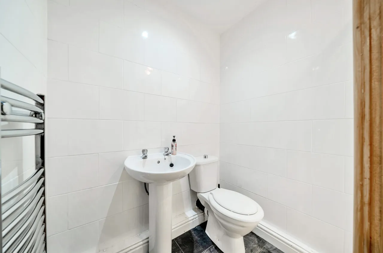 Woodhall Drive, Kirkstall, LS5, photo 11