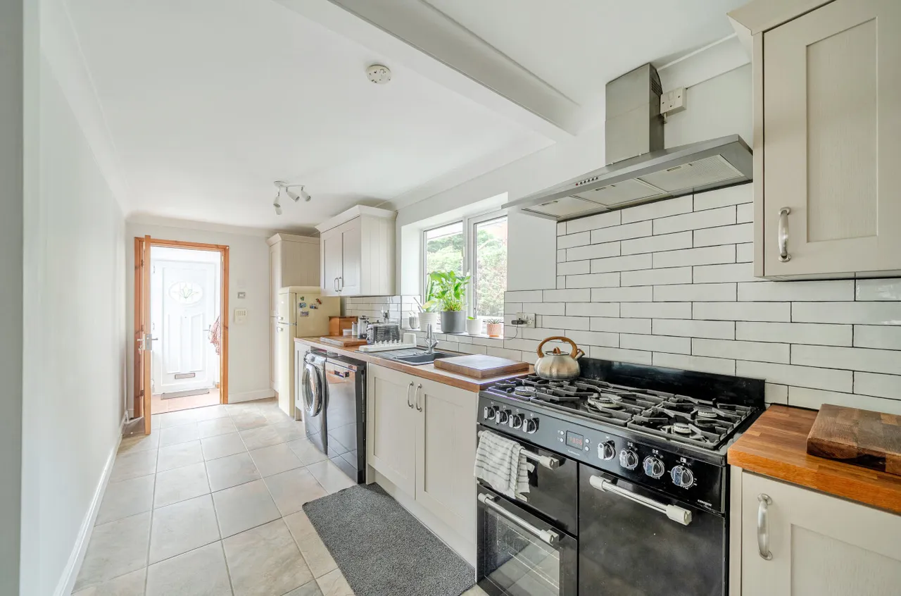Woodhall Drive, Kirkstall, LS5, photo 6