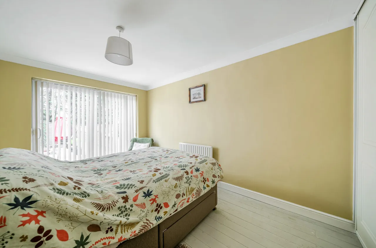 Woodhall Drive, Kirkstall, LS5, photo 13