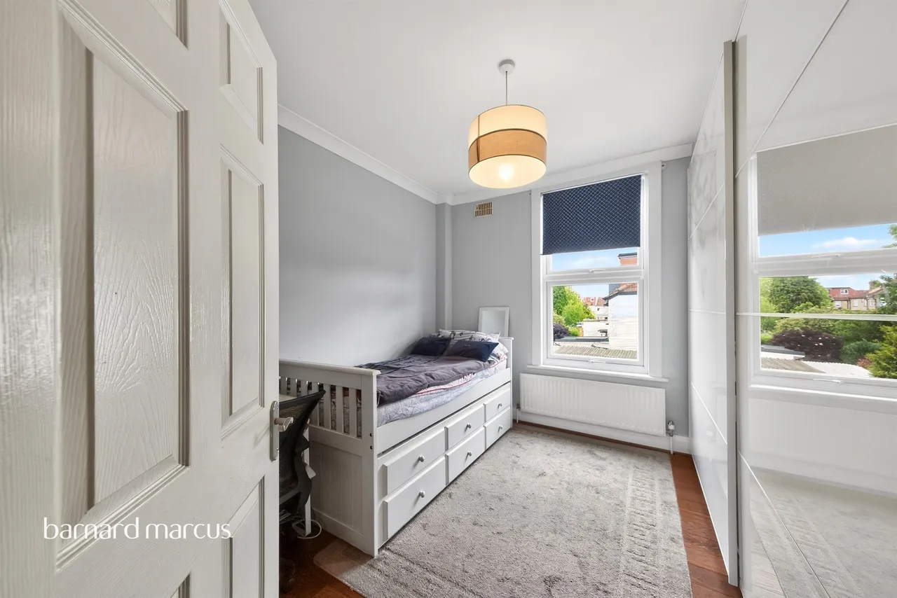 Long Lane, London, N3, photo 16