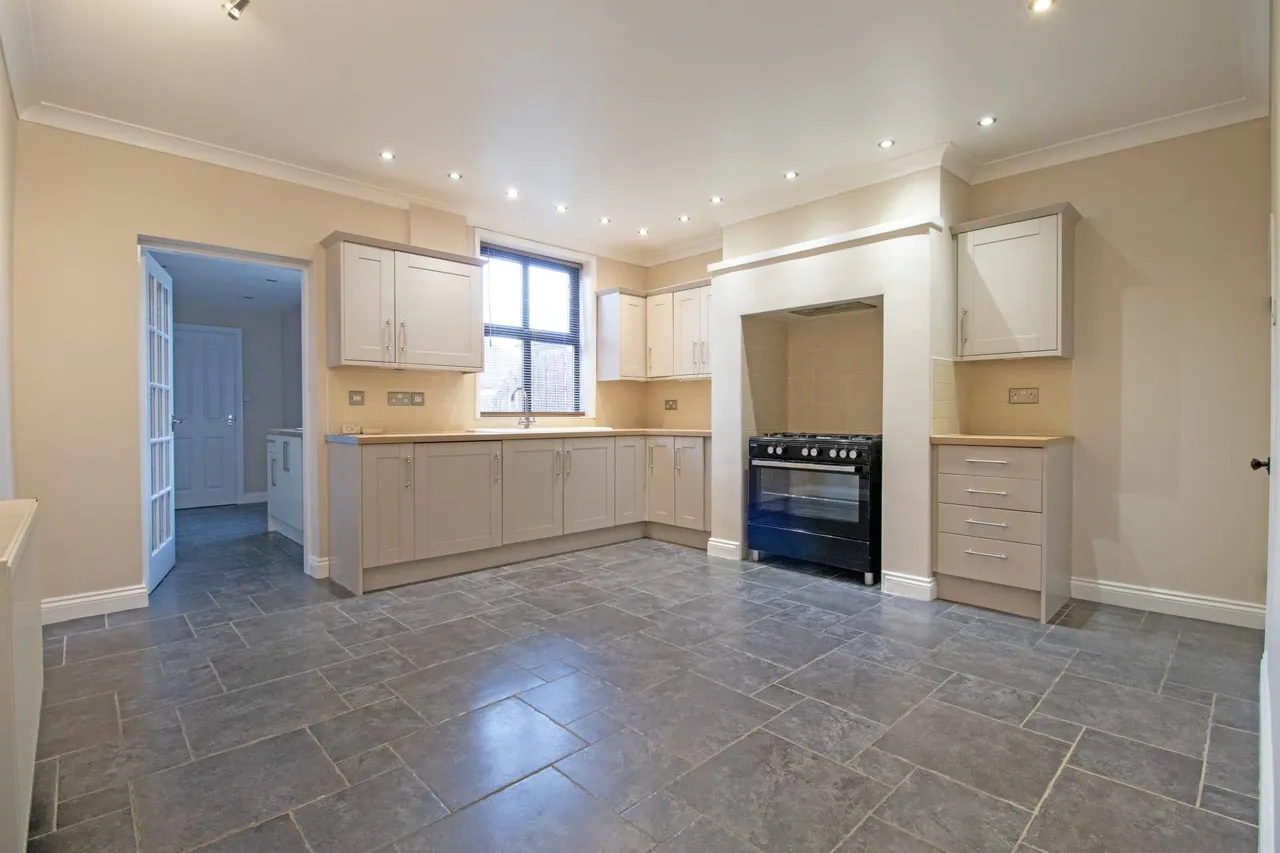 New Trent Street, Ealand, DN17, photo 3