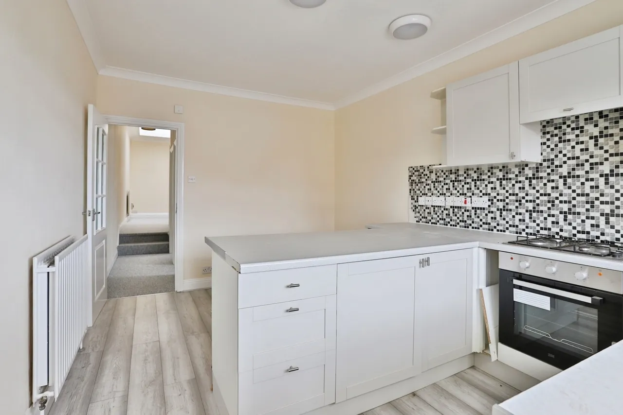 Ashley Road, Poole, BH14, photo 4