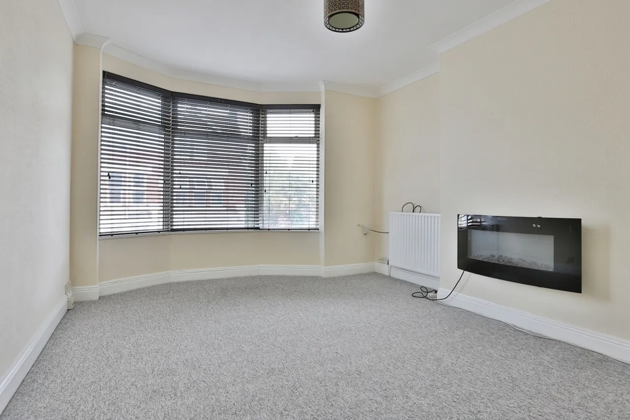 Ashley Road, Poole, BH14, photo 3