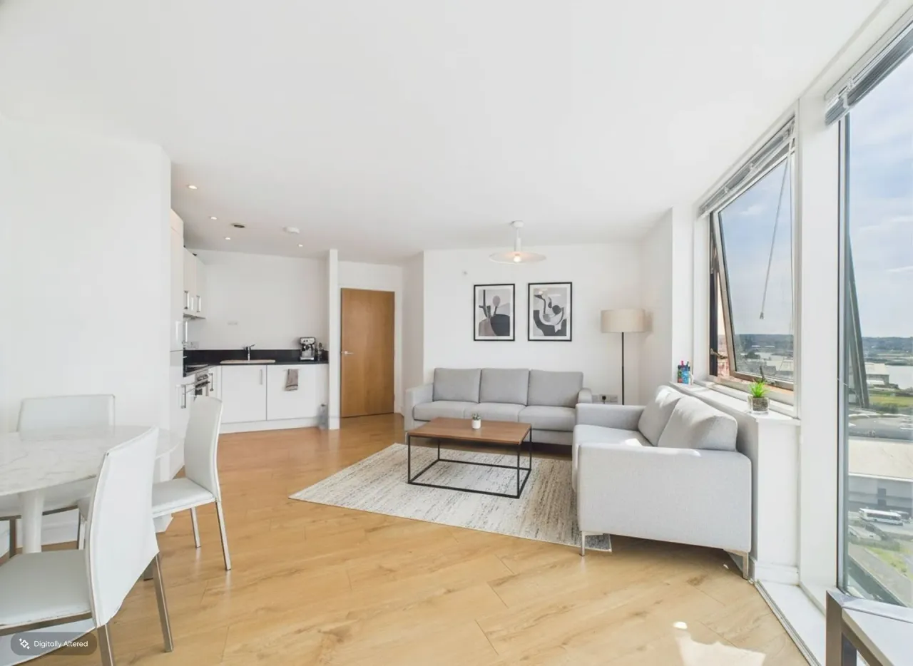 2 bed flat for sale, Dock Head Road, Marina Point West, ME4