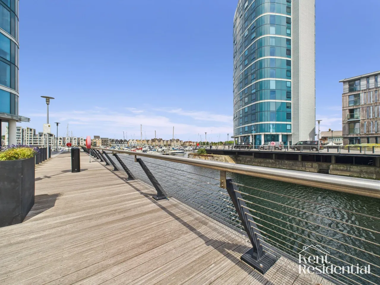 Dock Head Road, Marina Point West, ME4, photo 10