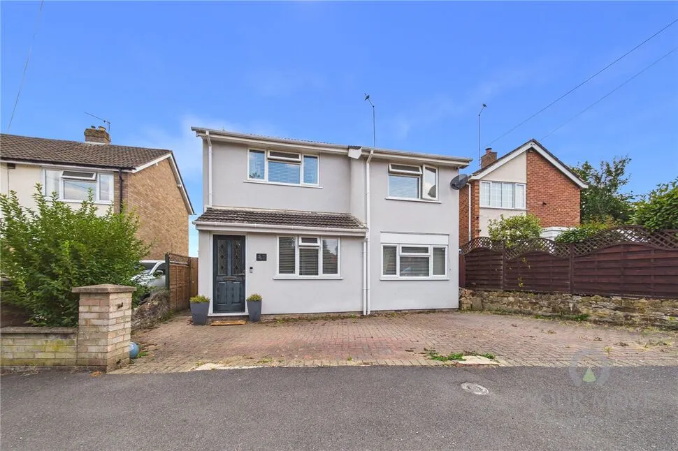 4 bed house for sale — St. Albans Road, Spinney Hill,, Northamptonshire, NN3