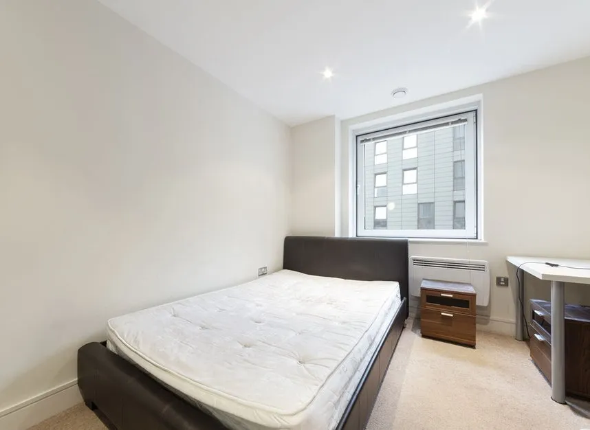 Prestons Road, East India, E14, photo 5