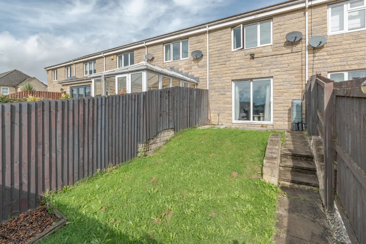 Siegfried Walk, Bingley, BD16, photo 10
